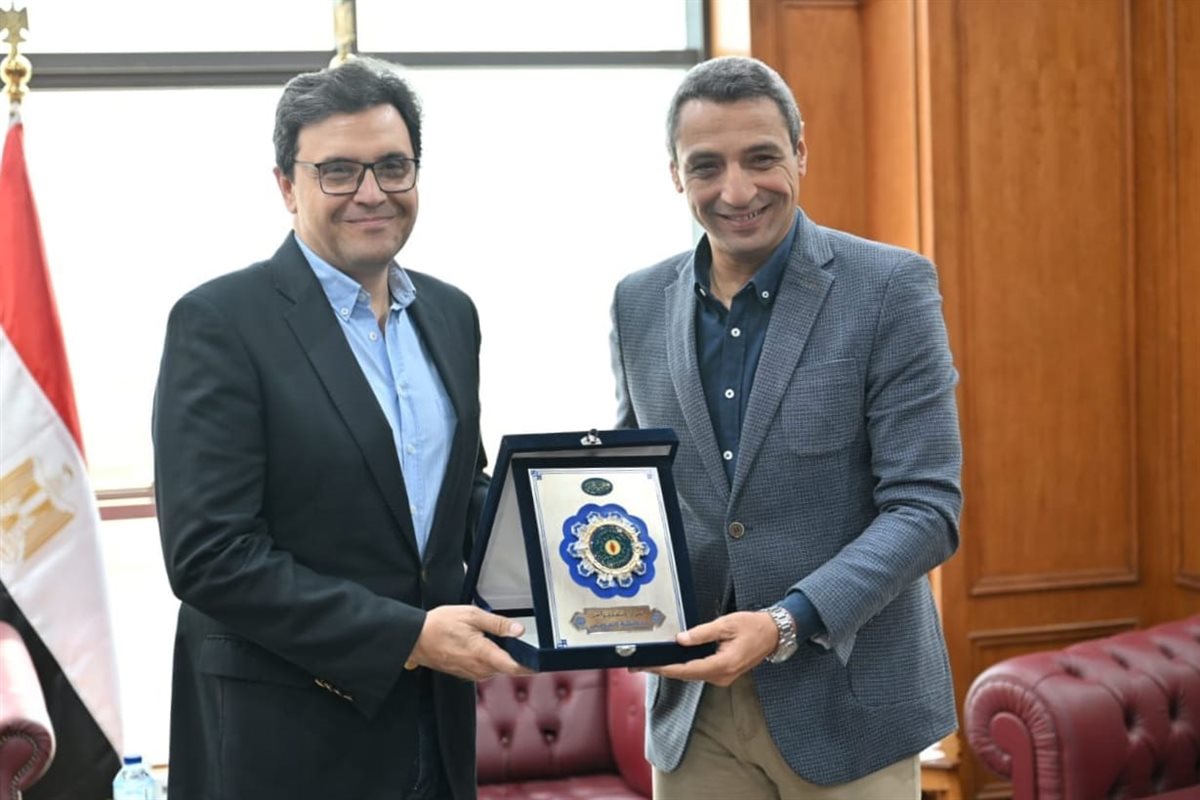 لقاء الوزير والمحافظ