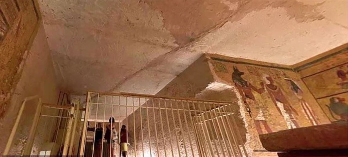 مقبرة توت عنخ آمون