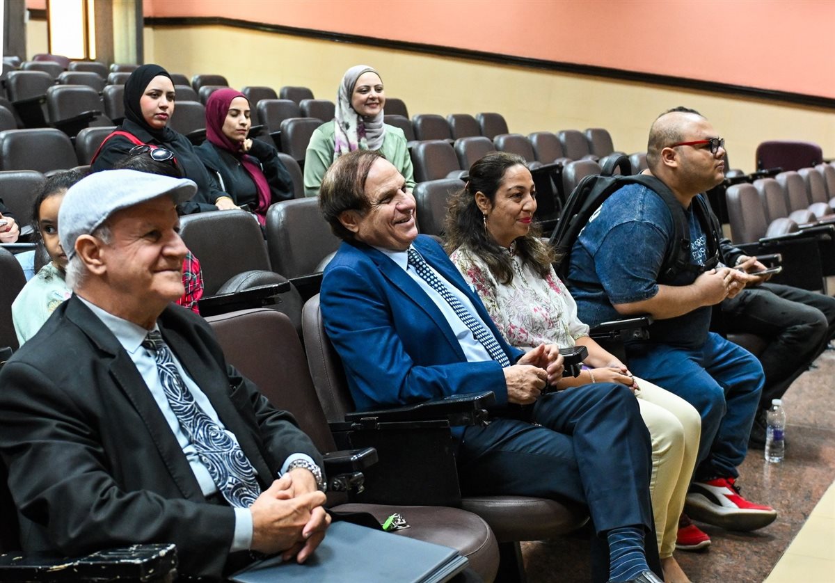 أثناء مناقشة الرسالة