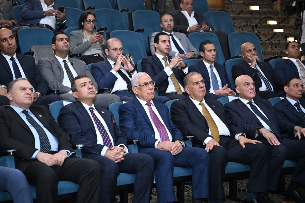 النائب العام يزور مستشفى سرطان الأطفال 57357 