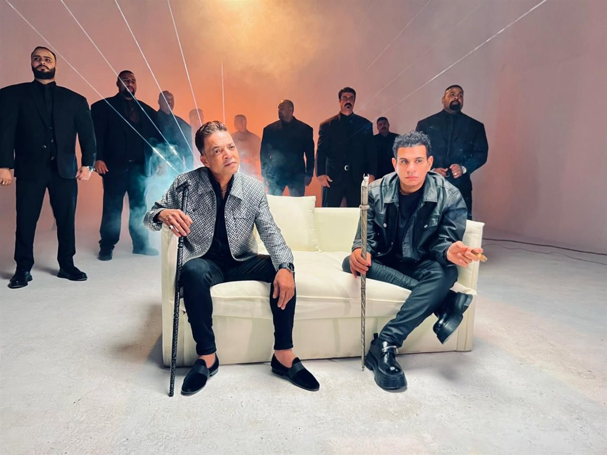 طارق الشيخ ومحمود الليثي من كواليس أغنيتهم الجديد تاجر السعادة