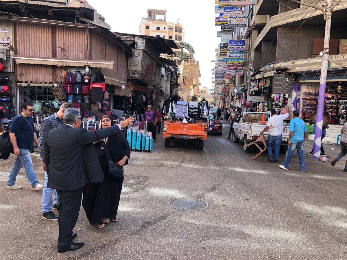 جولة المحافظ