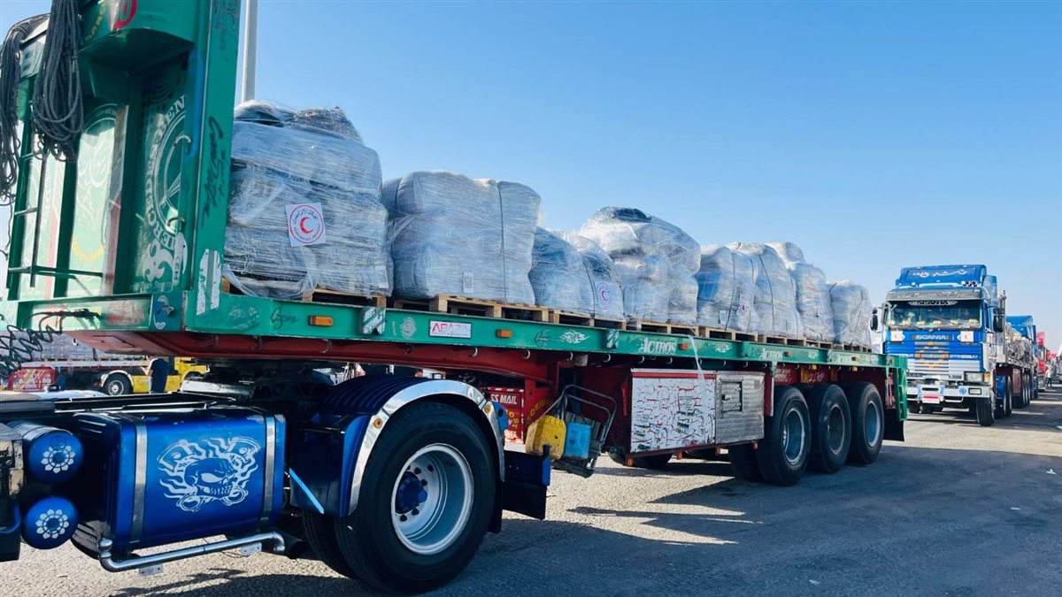 جانب من المساعدات 