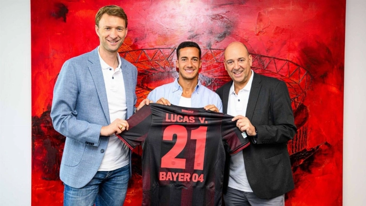 فاسكيز ينتقل إلى صفوف نادي باير ليفركوزن الألماني