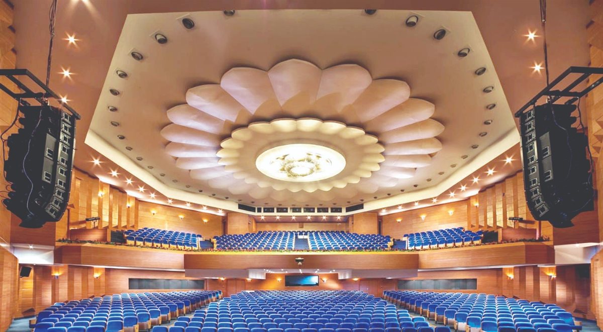 جامعة مصر للعلوم والتكنولوجيا