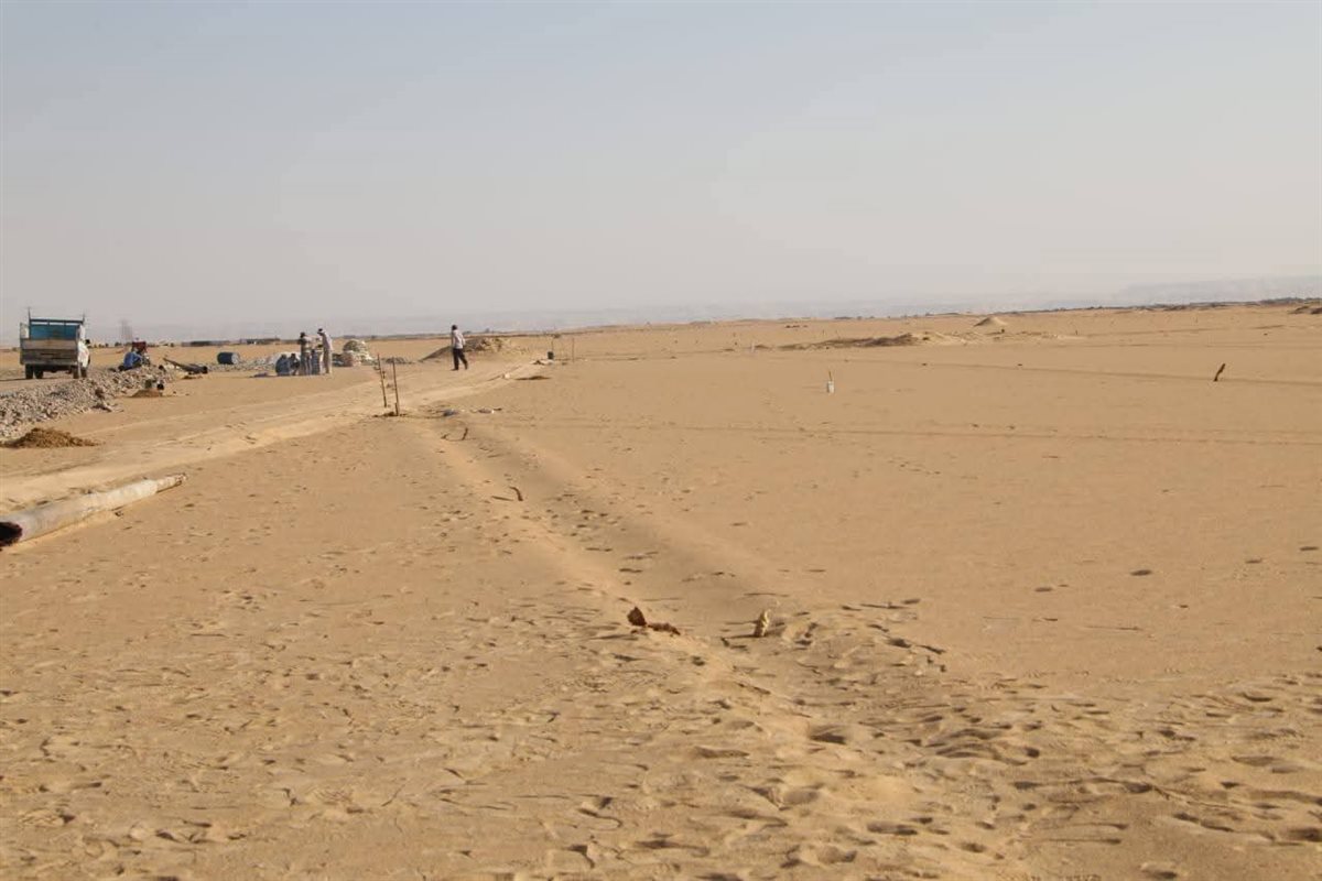 جانب من انشاء اول مركز للحرير الطبيعي