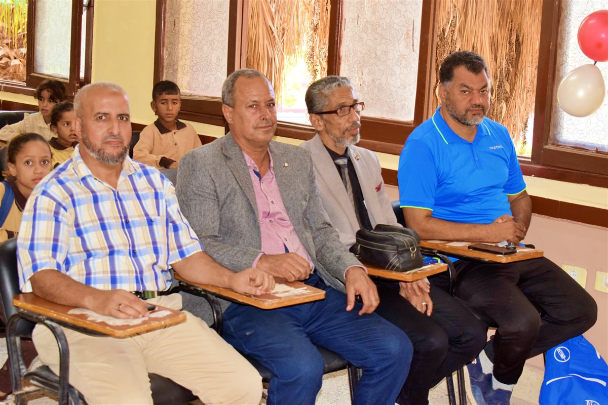 حفل المبادرة وتوزيع الهدايا المدرسية 