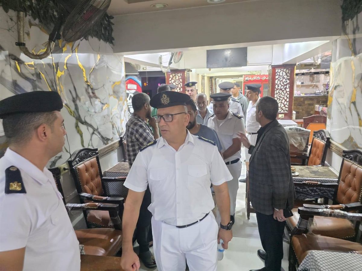 غلق وتشميع 8 مقاهي وكافيهات مخالفة 