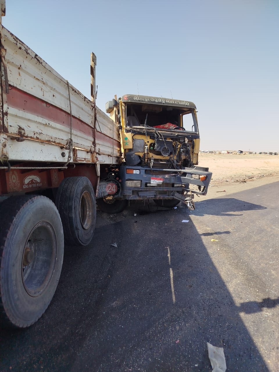 تصادم سيارتين بطريق الغنايم بأسيوط 