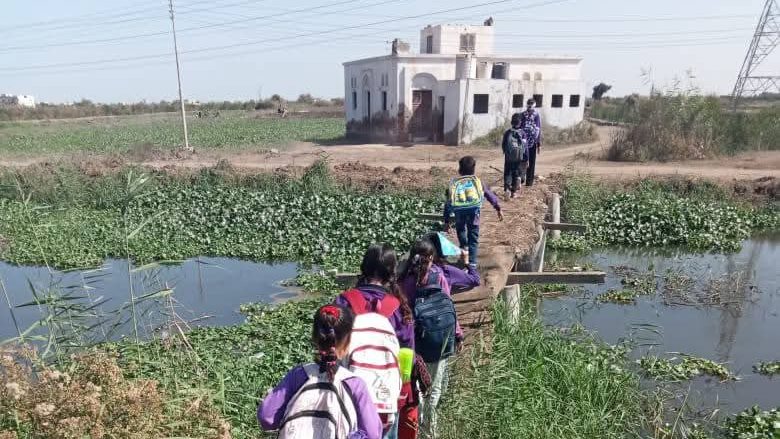 كوبري قرية عايد ببورسعيد - قص