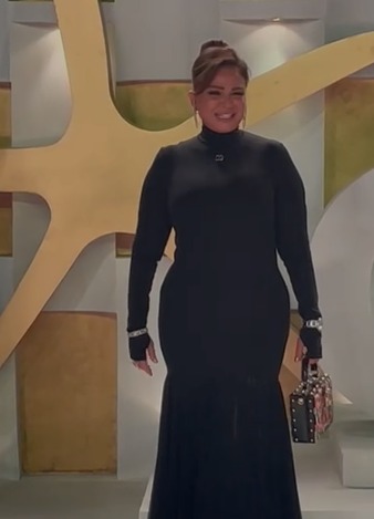 الفنانة إلهام شاهين 