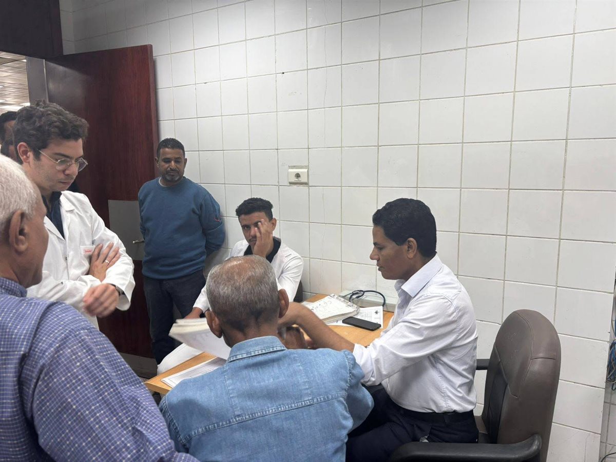 وكيل وزارة الصحة يتفقد الحجر الصحي بمطار الأقصر