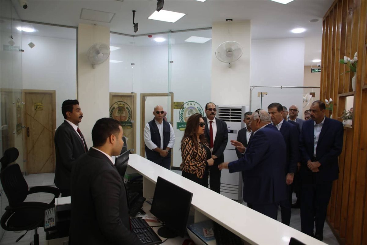 وزيرا التنمية المحلية والزراعة يتفقدان مجمع المصالح الحكومية للخدمات الذكية في الوادي الجديد