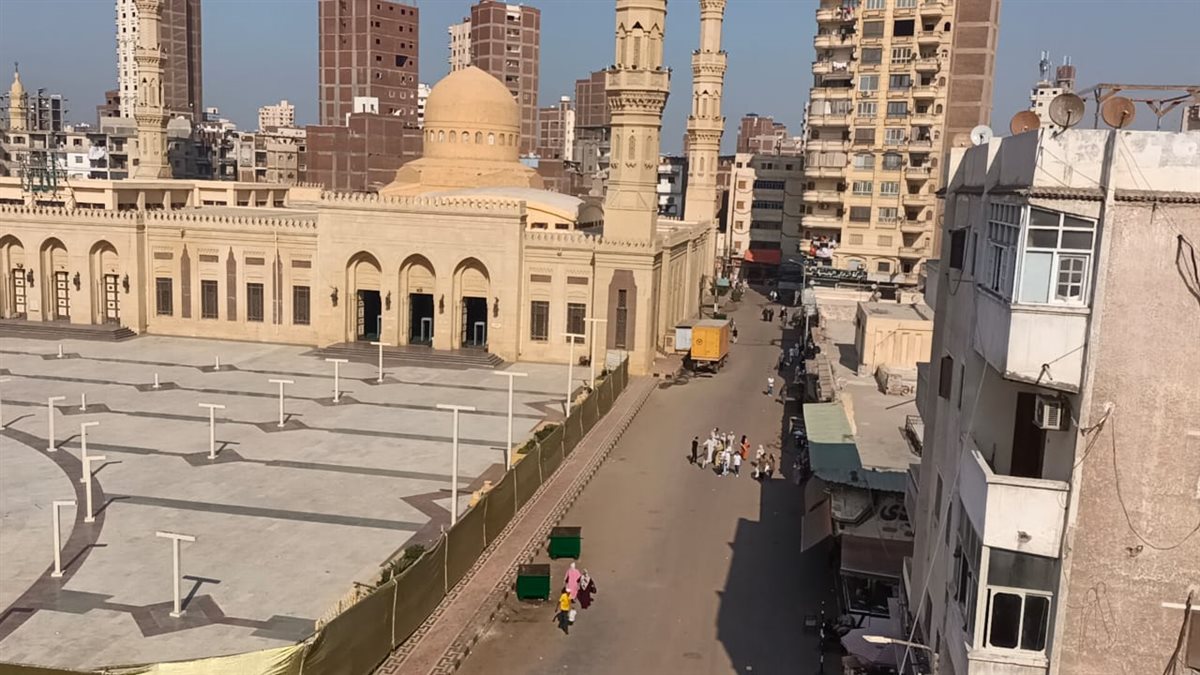 رفع كفائة محيط المسجد بالتزامن مع المولد 