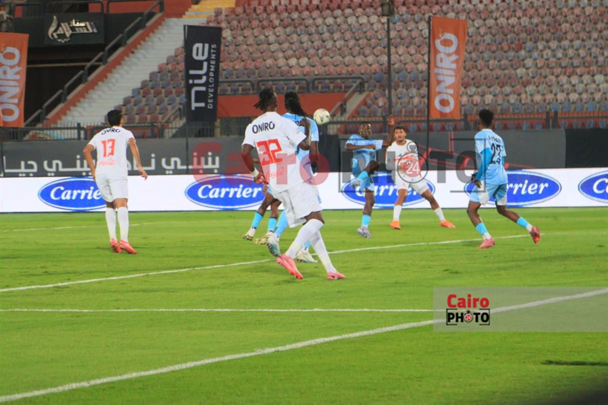 <strong>الزمالك يهزم ديكيداها ويتأهل لدور المجموعات في الكونفدرالية الإفريقية</strong>