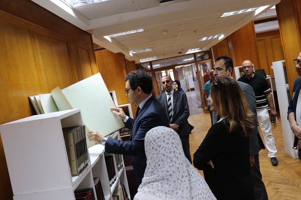 جانب من جولة وزير الثقافة