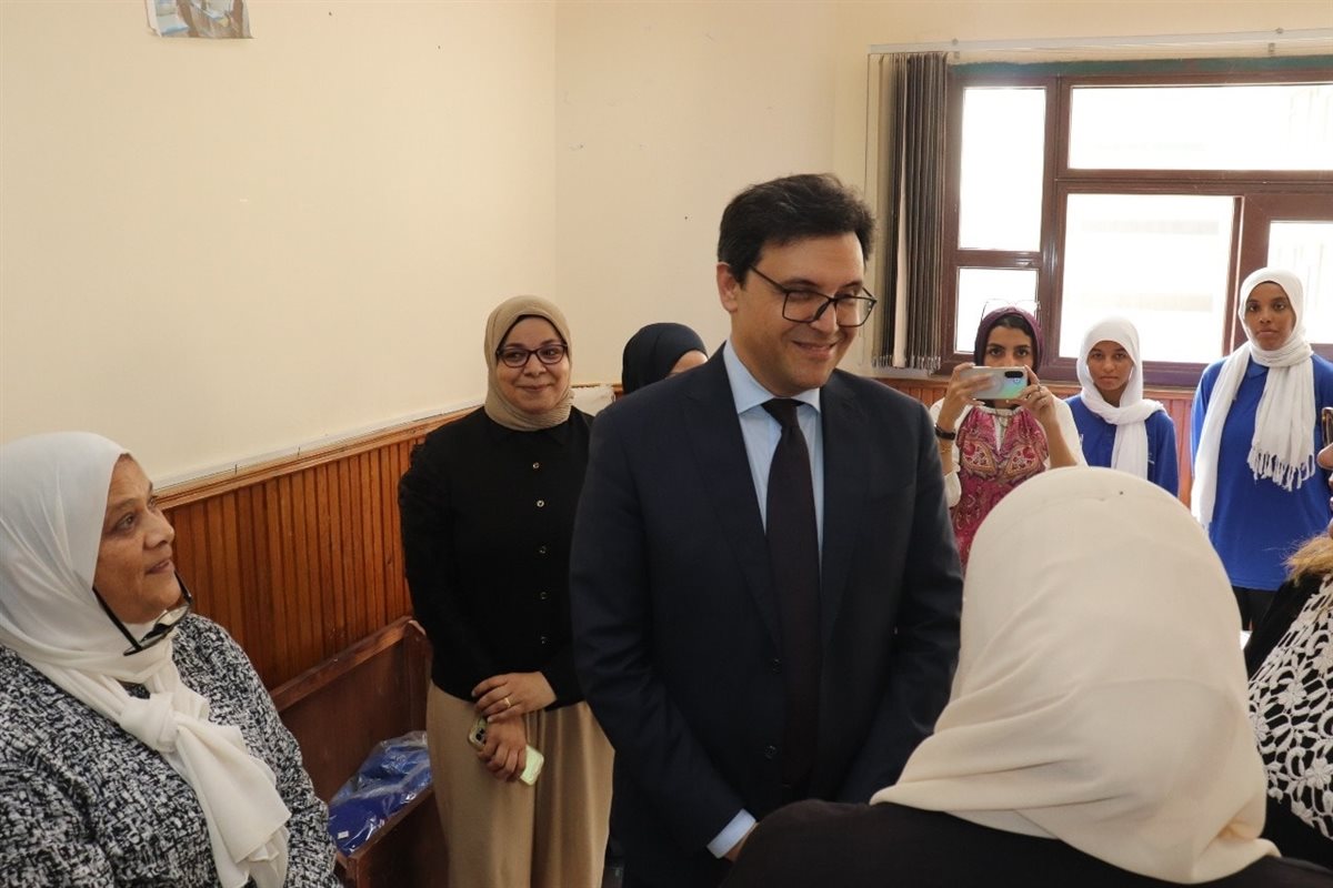 جانب من جولة وزير الثقافة