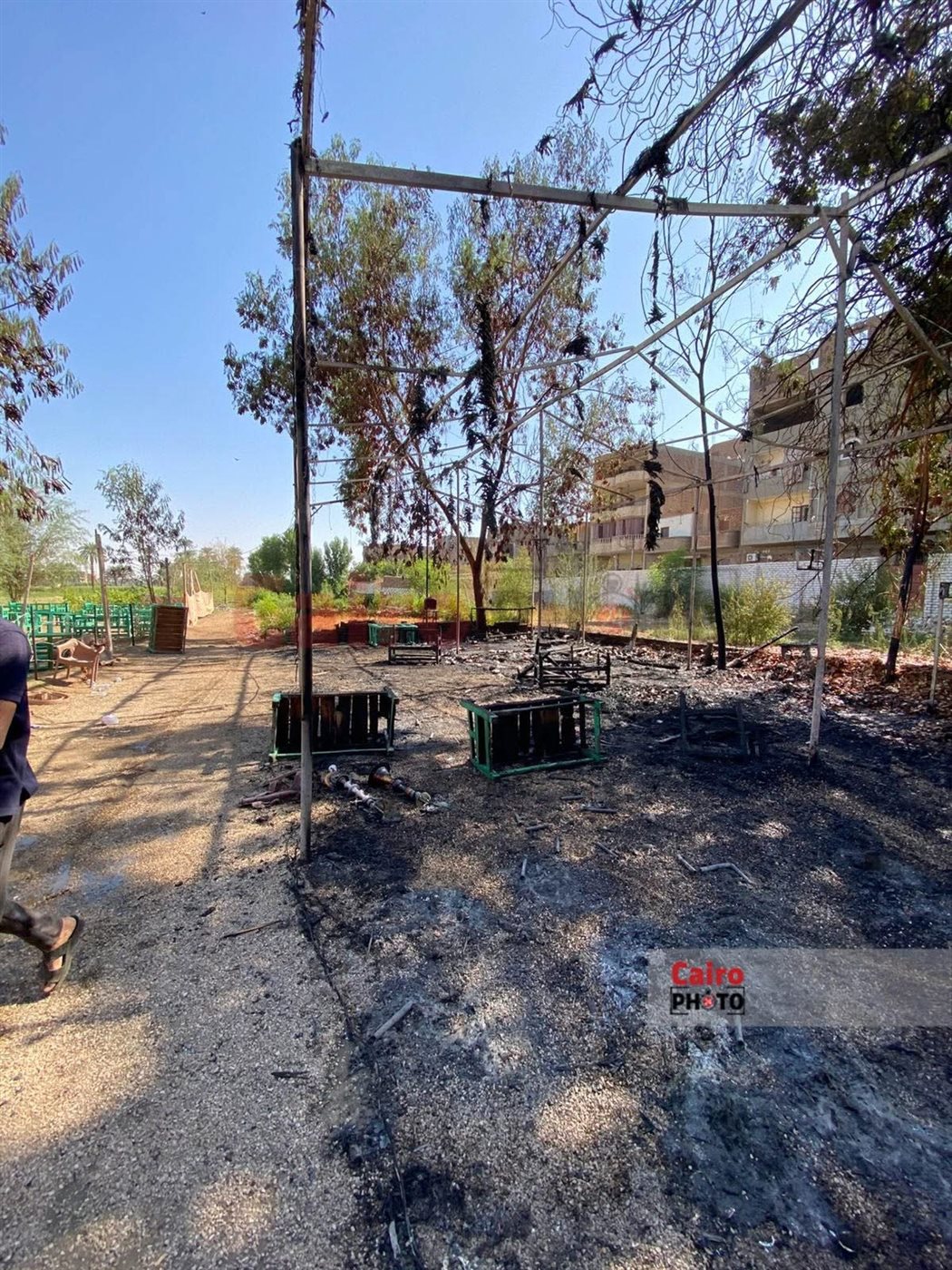 حريق هائل يلتهم كافتيريا بالأقصر