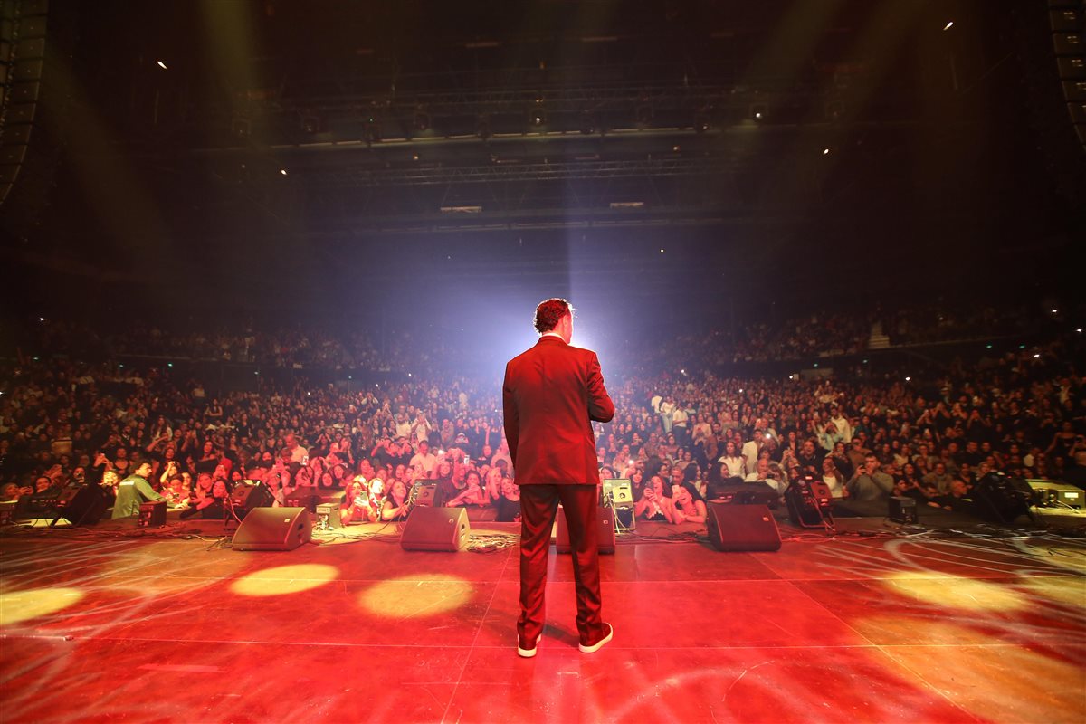 4500 شخص.. راغب علامة يرفع شعار كامل العدد في حفله الأخير بـ باريس