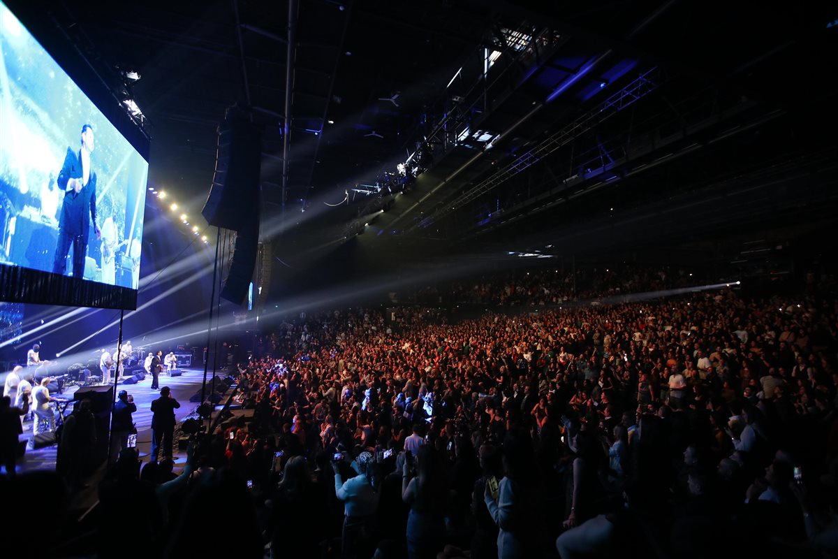 4500 شخص.. راغب علامة يرفع شعار كامل العدد في حفله الأخير بـ باريس