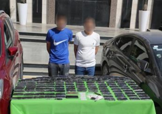 المتهمين والمضبوطات