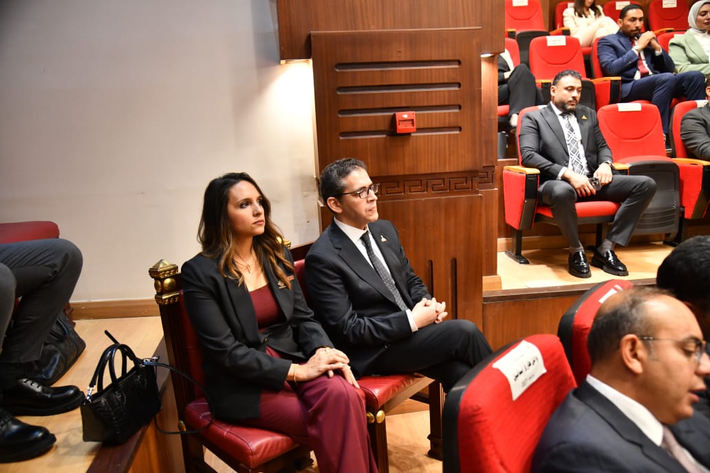 <strong>النائب مهاب مجاهد</strong>