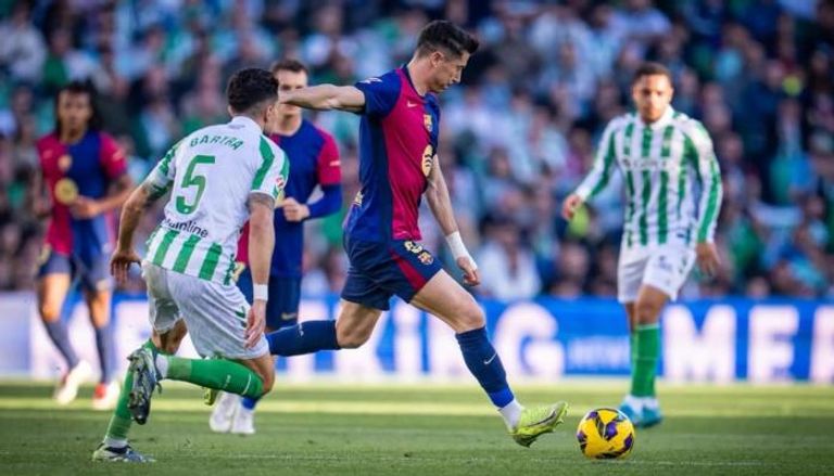 موعد مباراة برشلونة وإلتشيه القادمة في الدوري الإسباني 2025/2026 والقنوات الناقلة 