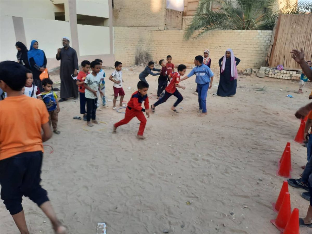 قوافل رياضية باحياء الوادى الجديد