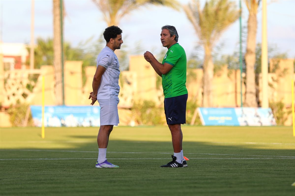 مران الفريق الأول لكرة القدم بالنادي المصري