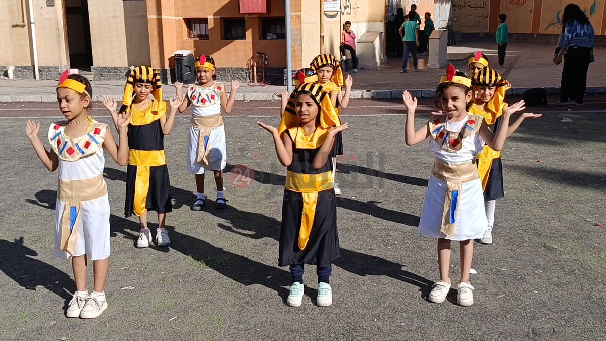 احتفالات مدارس الغردقة بافتتاح المتحف المصري 