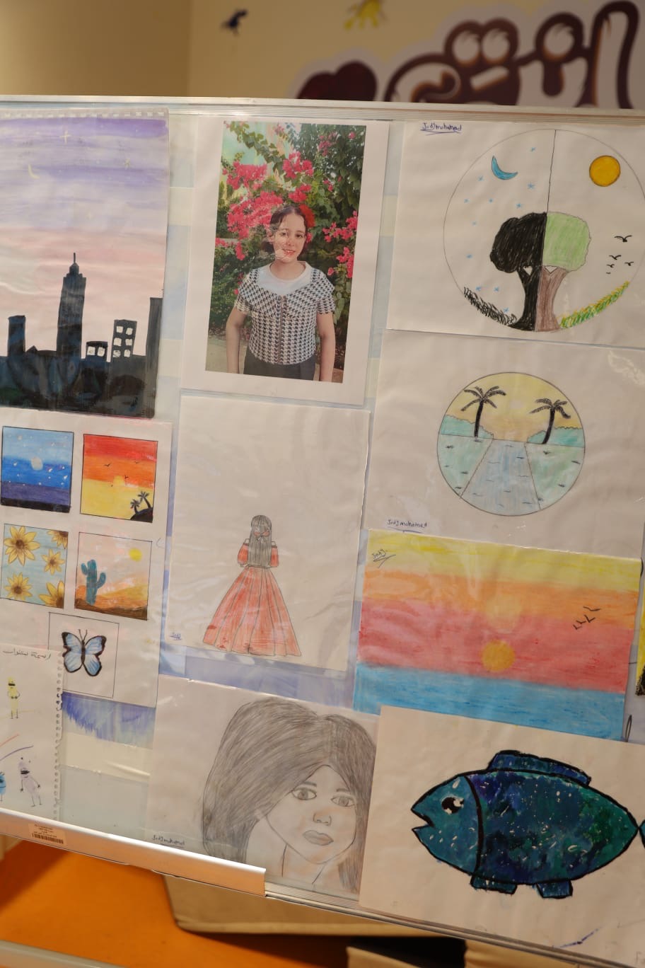 بالألوان صغيرتان تتحديان السرطان بالأقصر