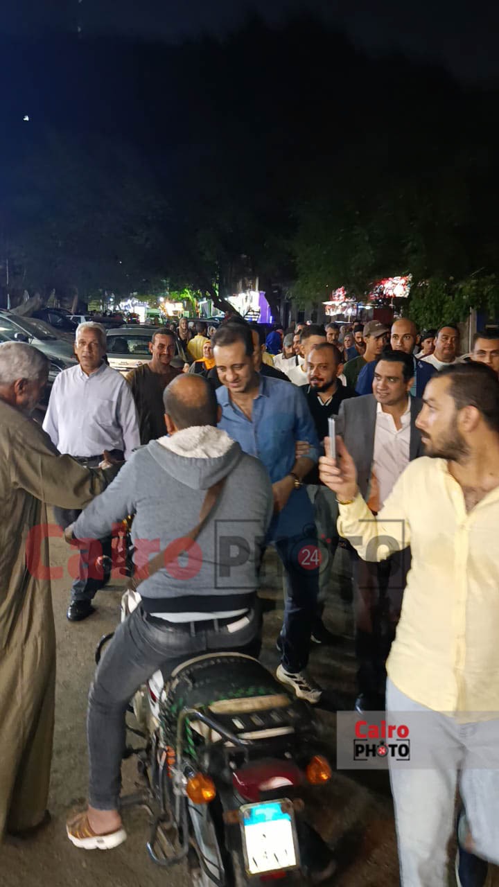 استقبال حاشد لأحمد مرتضى منصور خلال جولته الانتخابية بالجيزة