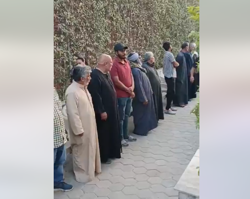 بدء عزاء المصور الصحفي كيرلس بواحة ببرقاش