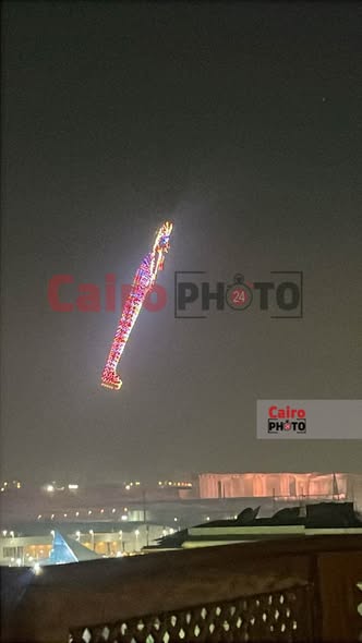 الجيزة تُضيء سماء الأهرامات بعروض فرعونية مبهرة في ميدان مينا هاوس | صور