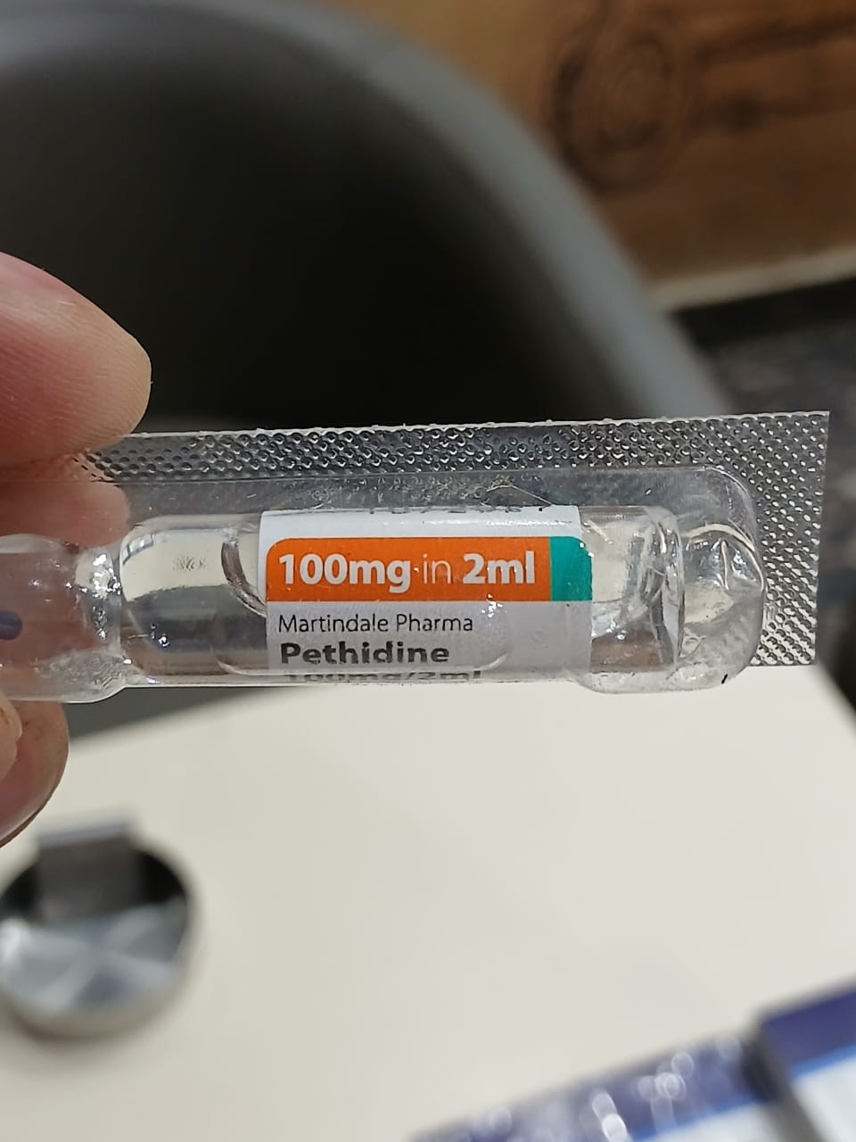 ضبط محلين ادوات طبية بهما أدوية بشرية تدخل في الجدول الثالث مخدرات بالفيوم