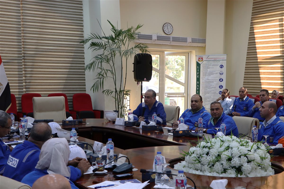 جانب محاكاة مكافحة التلوث بالبحر المتوسط في ميناء الحمراء البترولي بالعلمين الجديدة