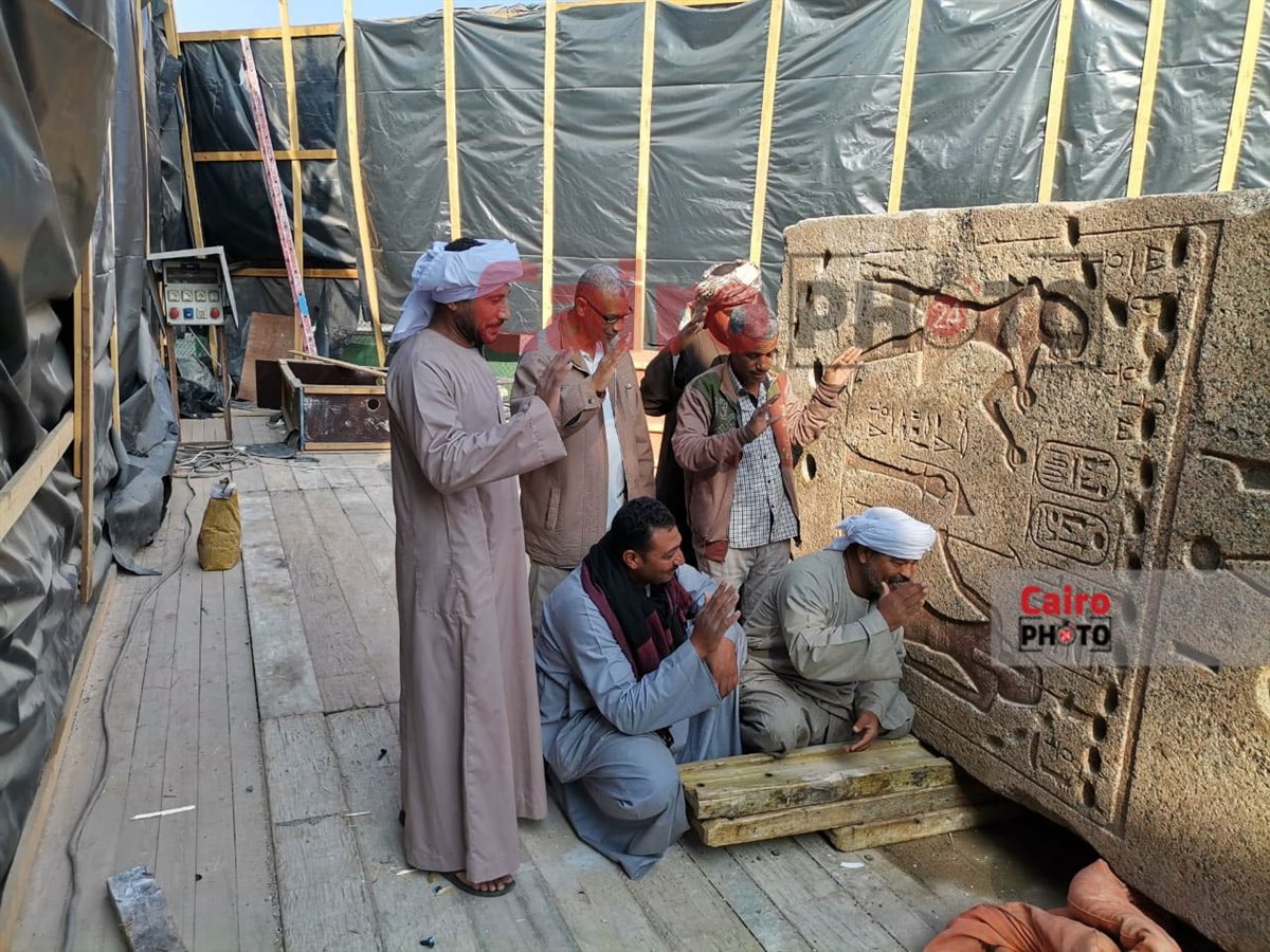 كواليس نقل القطع الأثرية الثقيلة