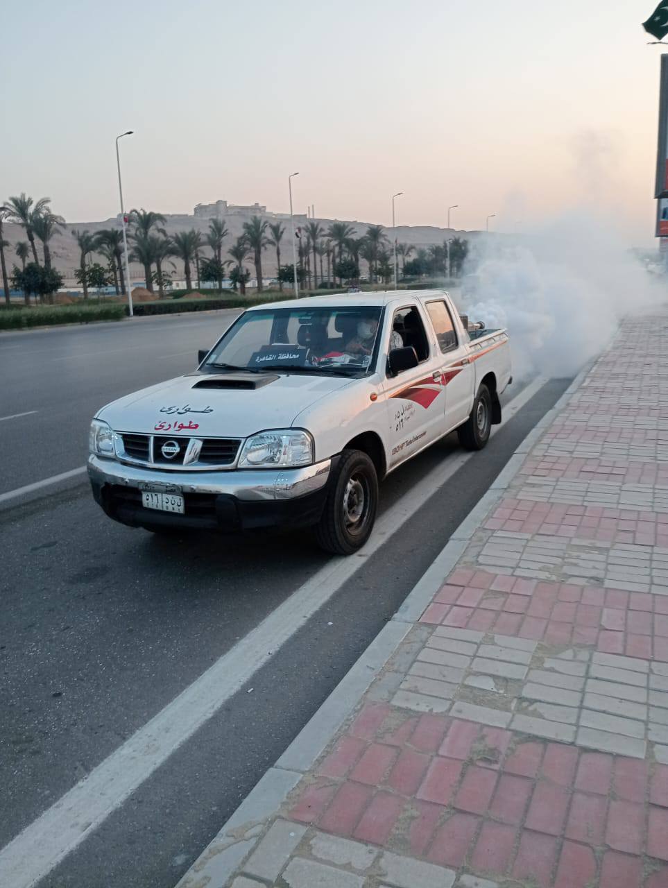 جانب من أعمال الرش البيئي