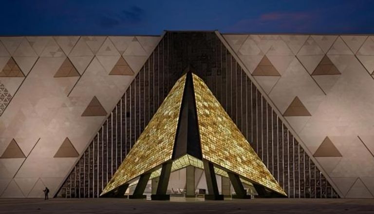 القنوات الناقلة لحفل افتتاح المتحف المصري الكبير بث مباشر