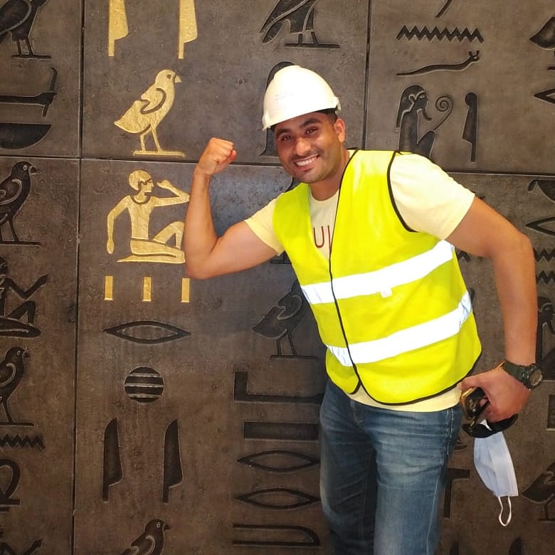 فارس كمال مصور فيديو عمال المتحف المصري 