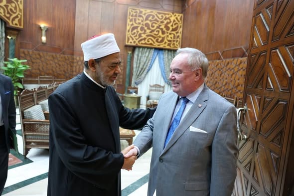 شيخ الأزهر يستقبل رئيس منظمة فرسان مالطا لبحث تعزيز التعاون المشترك<br> 