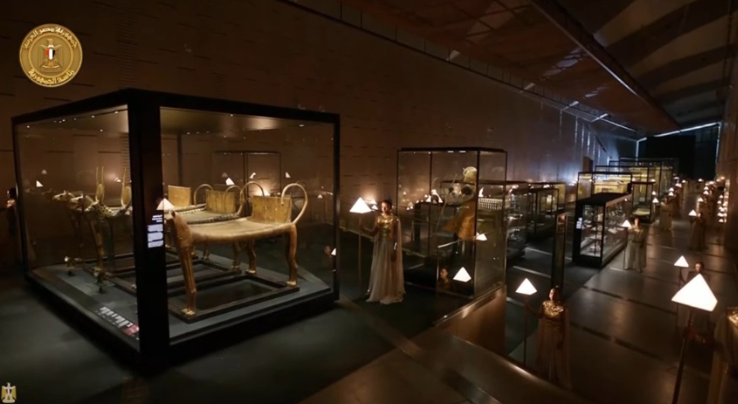  أول ظهور لكنوز الملك توت عنخ آمون في المتحف المصري الكبير 