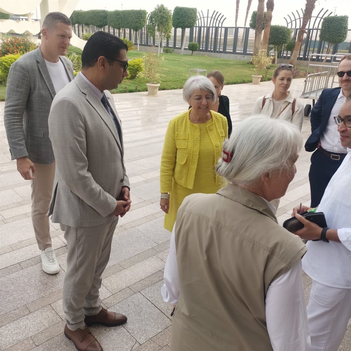 نائب محافظ الأقصر يستقبل رئيسة وزراء سويسرا 