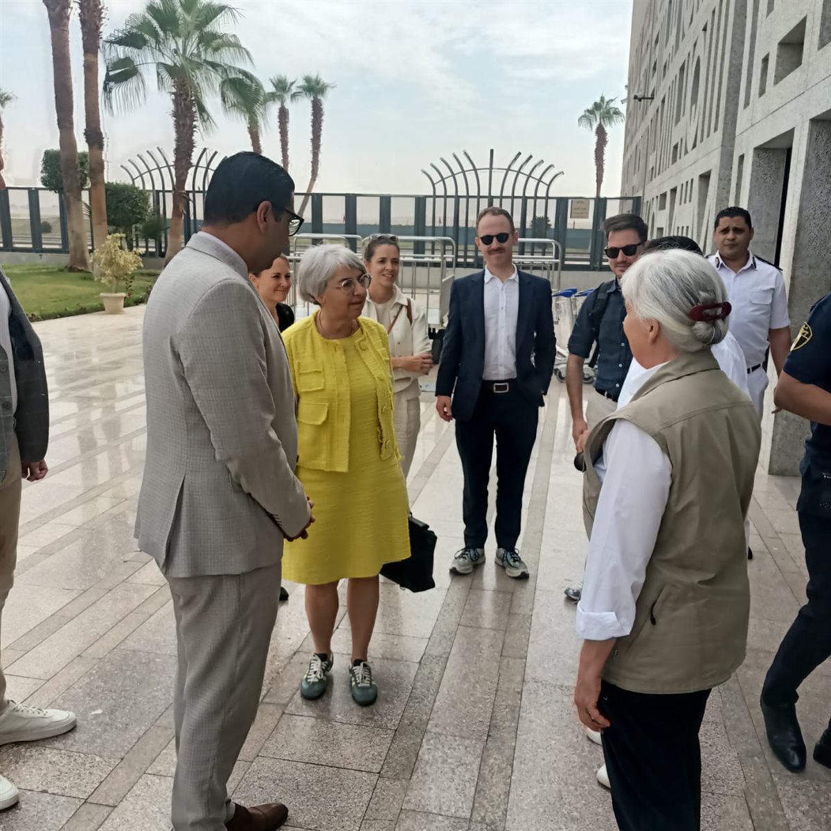 نائب محافظ الأقصر يستقبل رئيسة وزراء سويسرا 