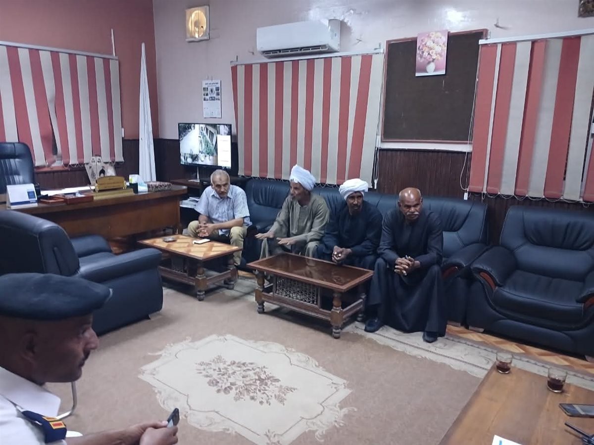 اجتماع لمناقشة آلية تشغيل المركب الآمن