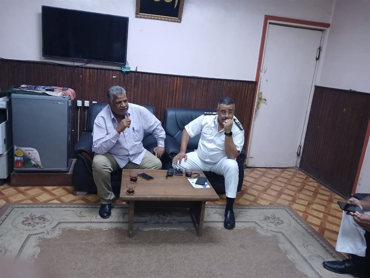 اجتماع لمناقشة آلية تشغيل المركب الأمنة