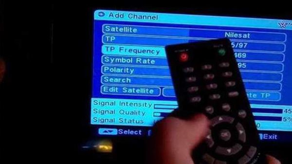 طريقة تنزيل القنوات على الرسيفر القديم