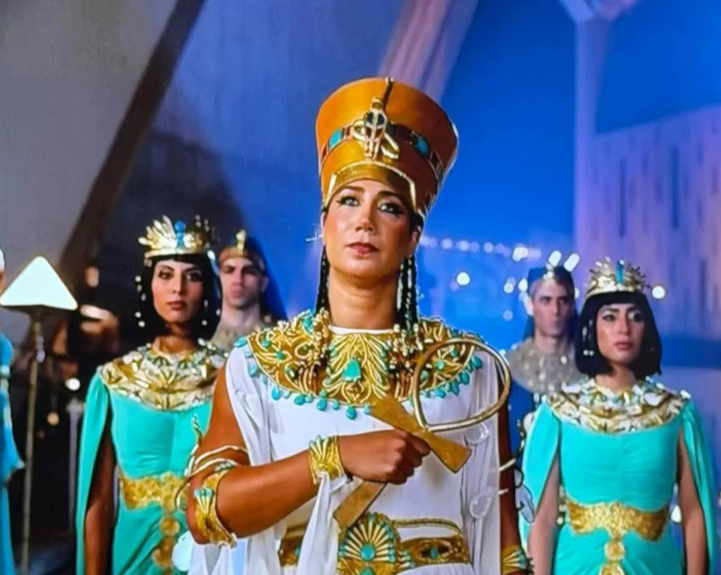 فريدة عثمان في حفل افتتاح المتحف المصري الكبير