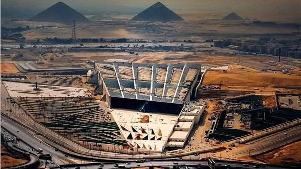 ازاي أروح المتحف المصري الكبير من الدائري؟