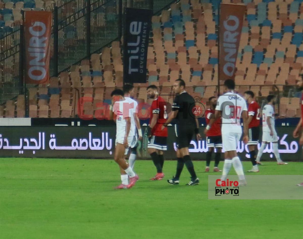 بكاء بيزيرا بعد تعرضه للإصابة